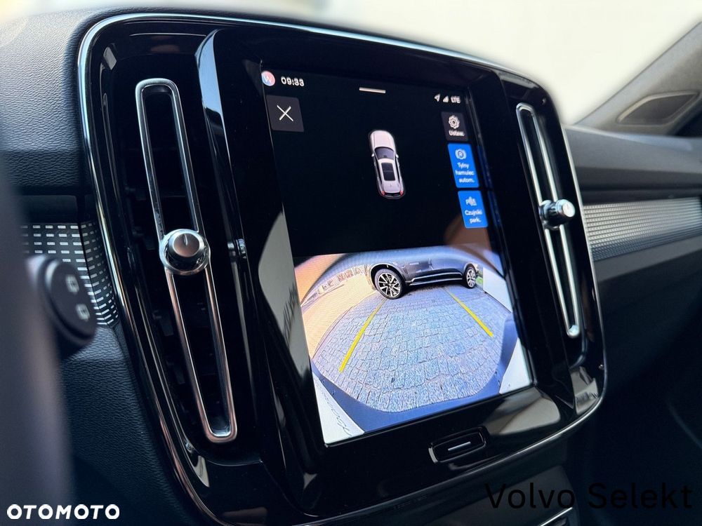 Volvo XC 40 - 23