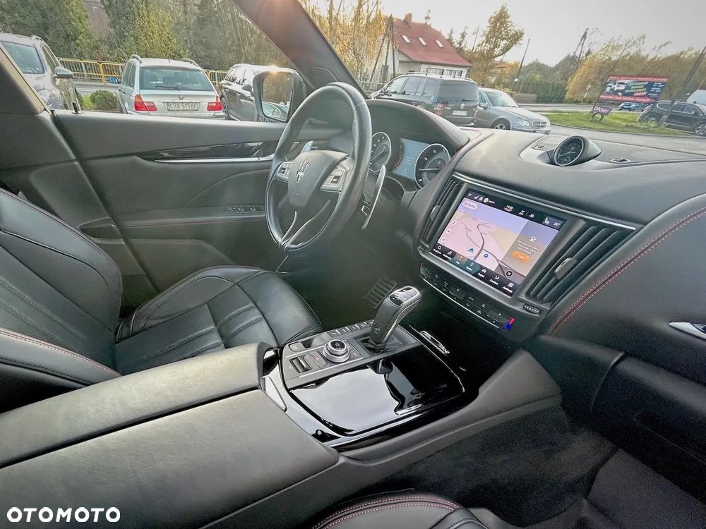 Maserati Levante Q4 GranSport - 27