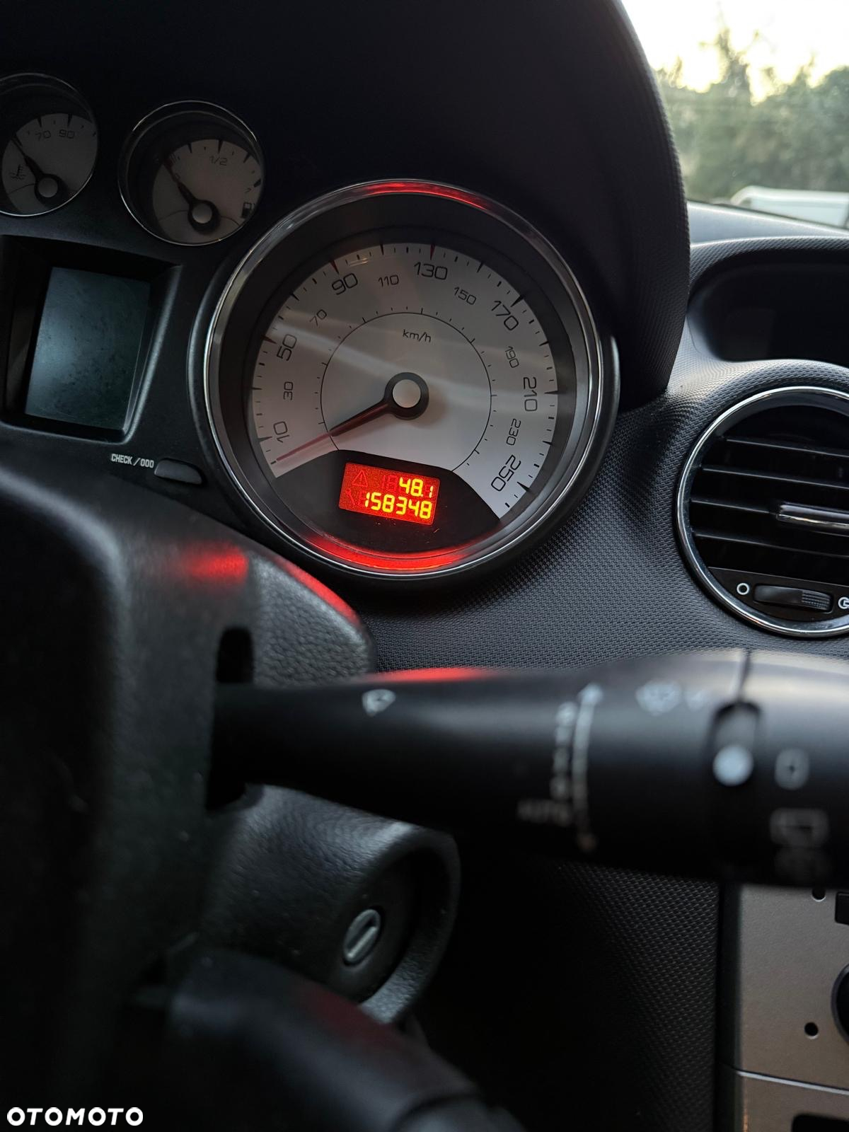 Peugeot 308 1.6 Premium Plus - 5
