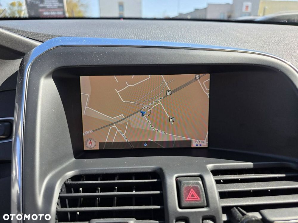 Volvo XC 60 T5 Geartronic Kinetic - 17