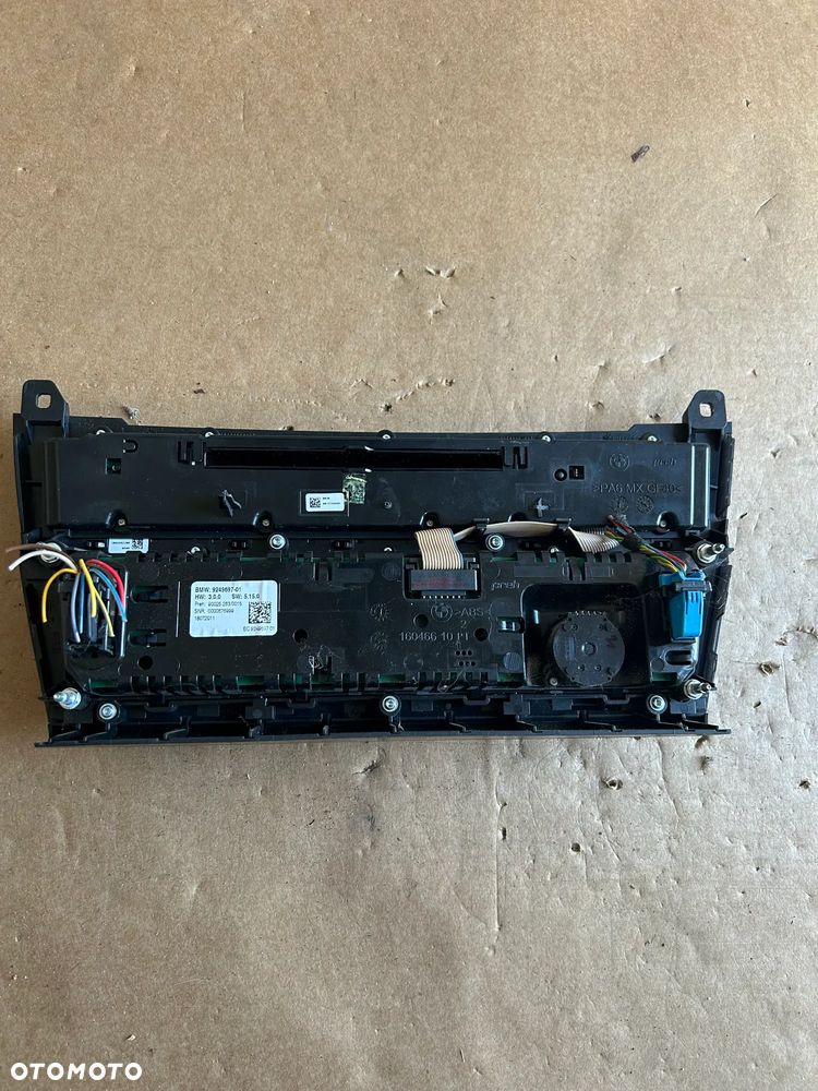 BMW F10 F11 PANEL KLIMATYZACJI RADIA 9249697 - 2