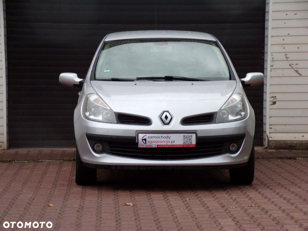 Renault Clio - 6