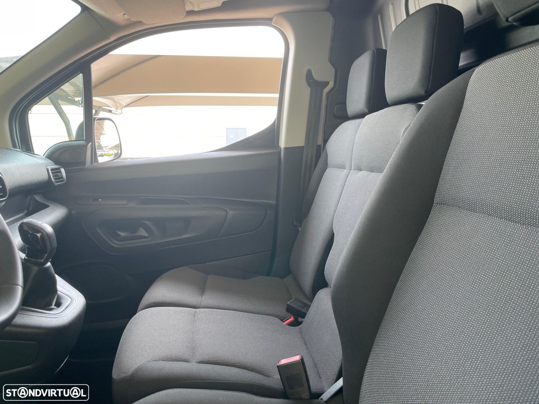 Peugeot Partner 1.5 BlueHDi Premium Standard - 9