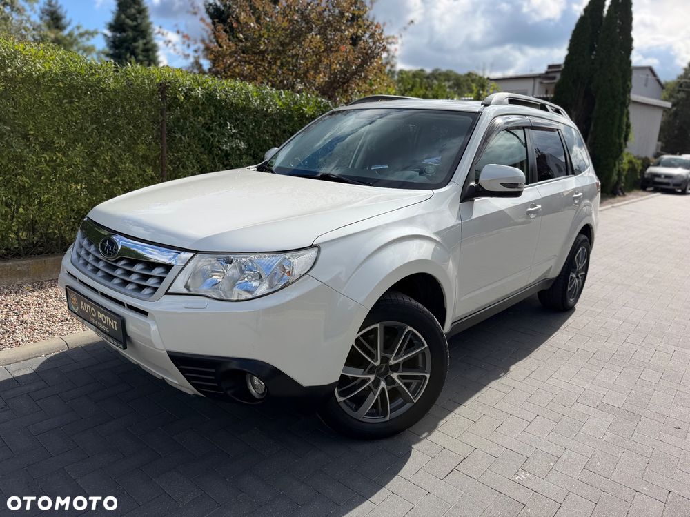 Subaru Forester 2.0X Exclusive - 1