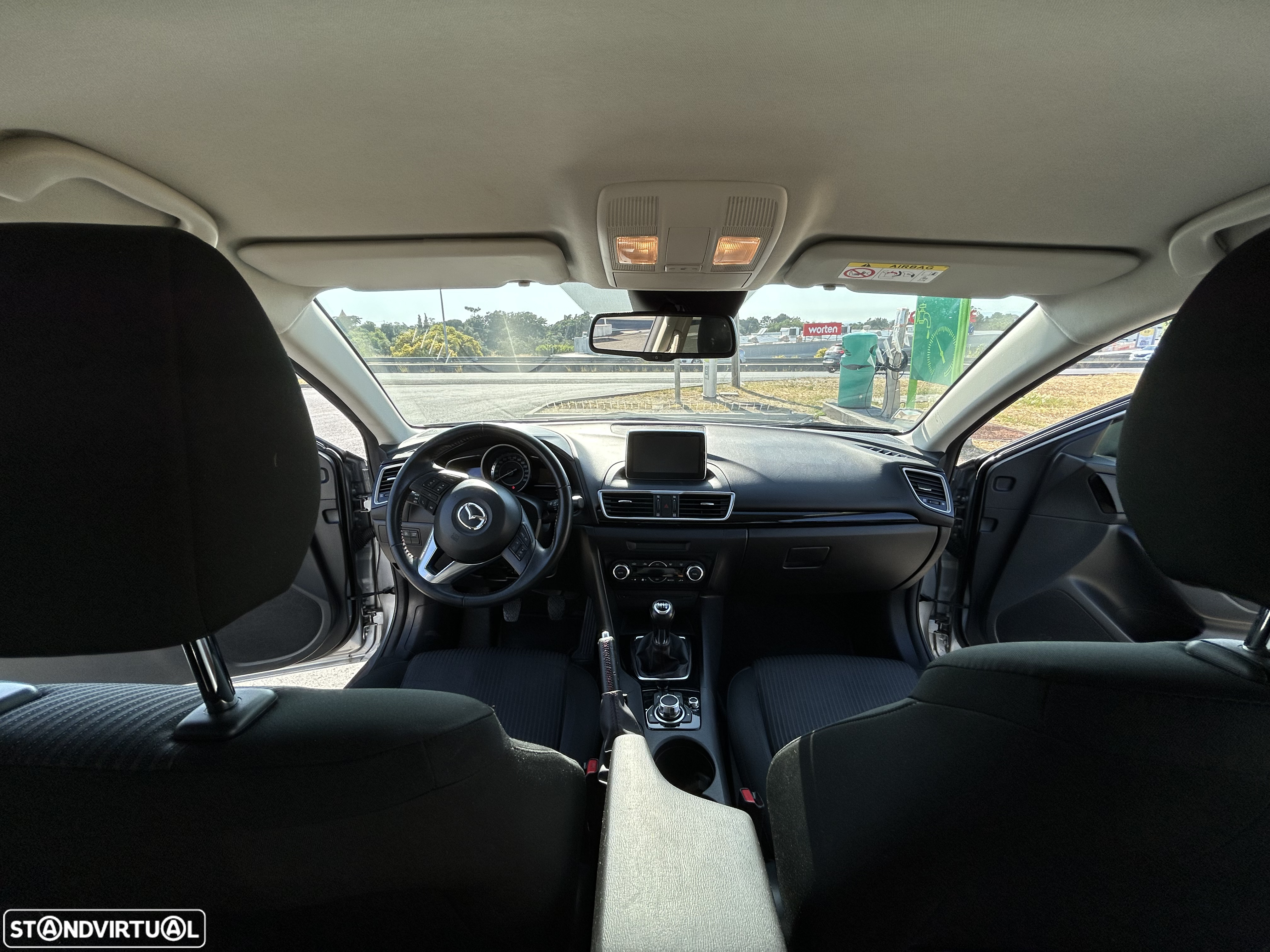 Mazda 3 1.5 Sky-G Evolve HS Navi - 36