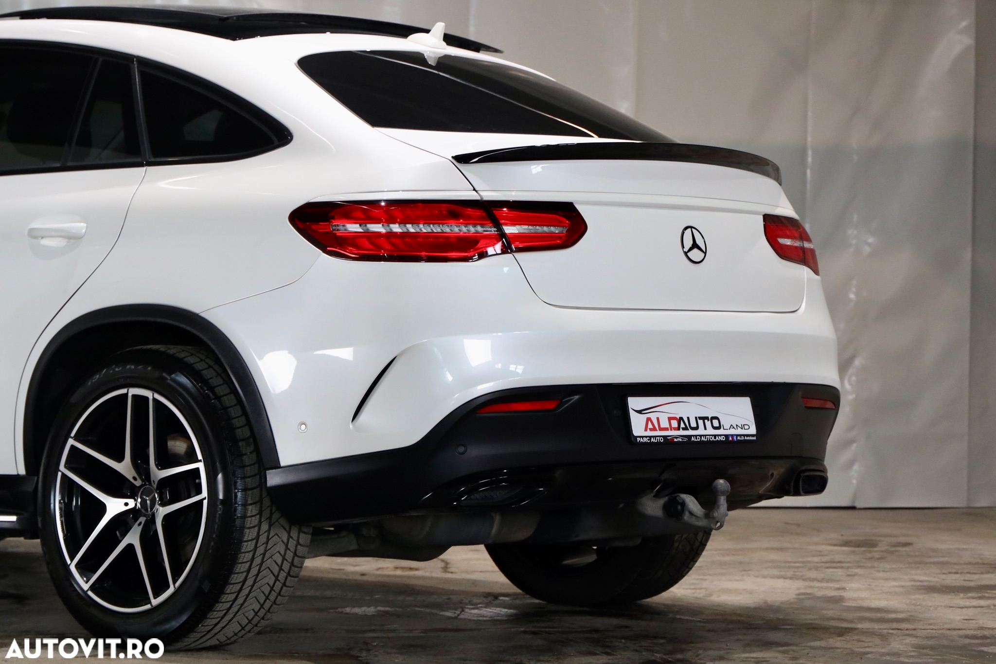 Mercedes-Benz GLE 350 d 4Matic 9G-TRONIC - 30