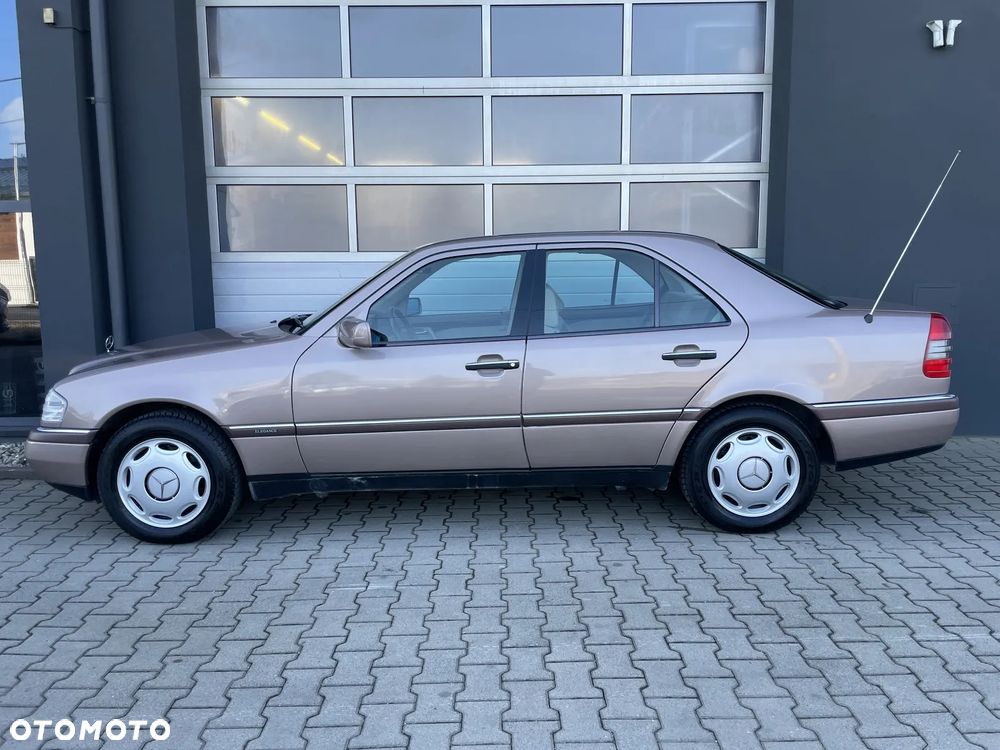 Mercedes-Benz Klasa C - 2