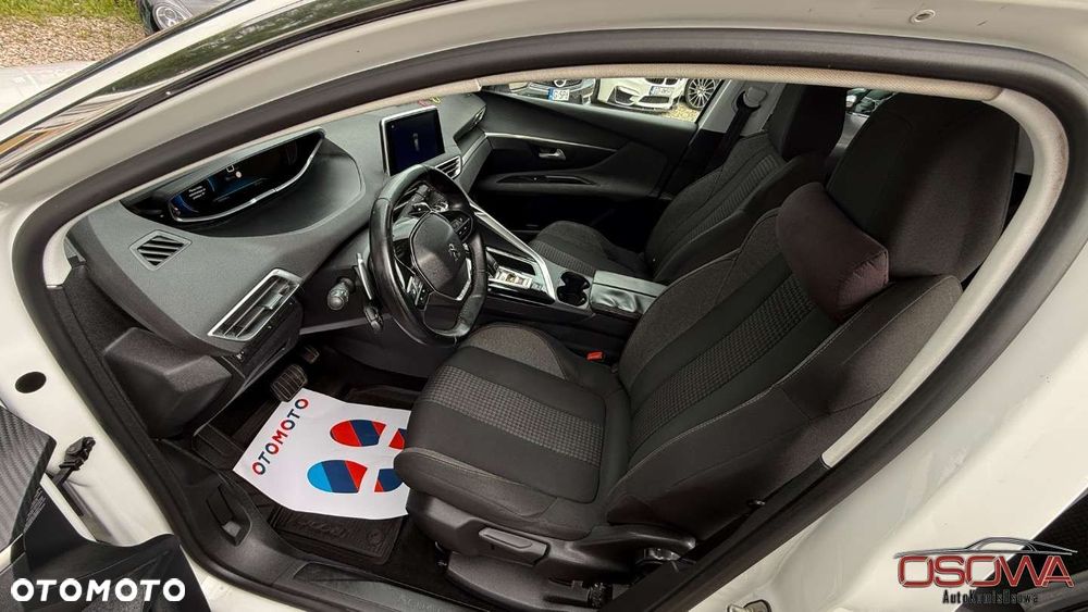 Peugeot 3008 - 24