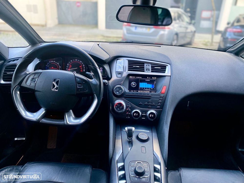 Citroën DS5 2.0 HDi Hy4 So Chic CMP6 102g - 19