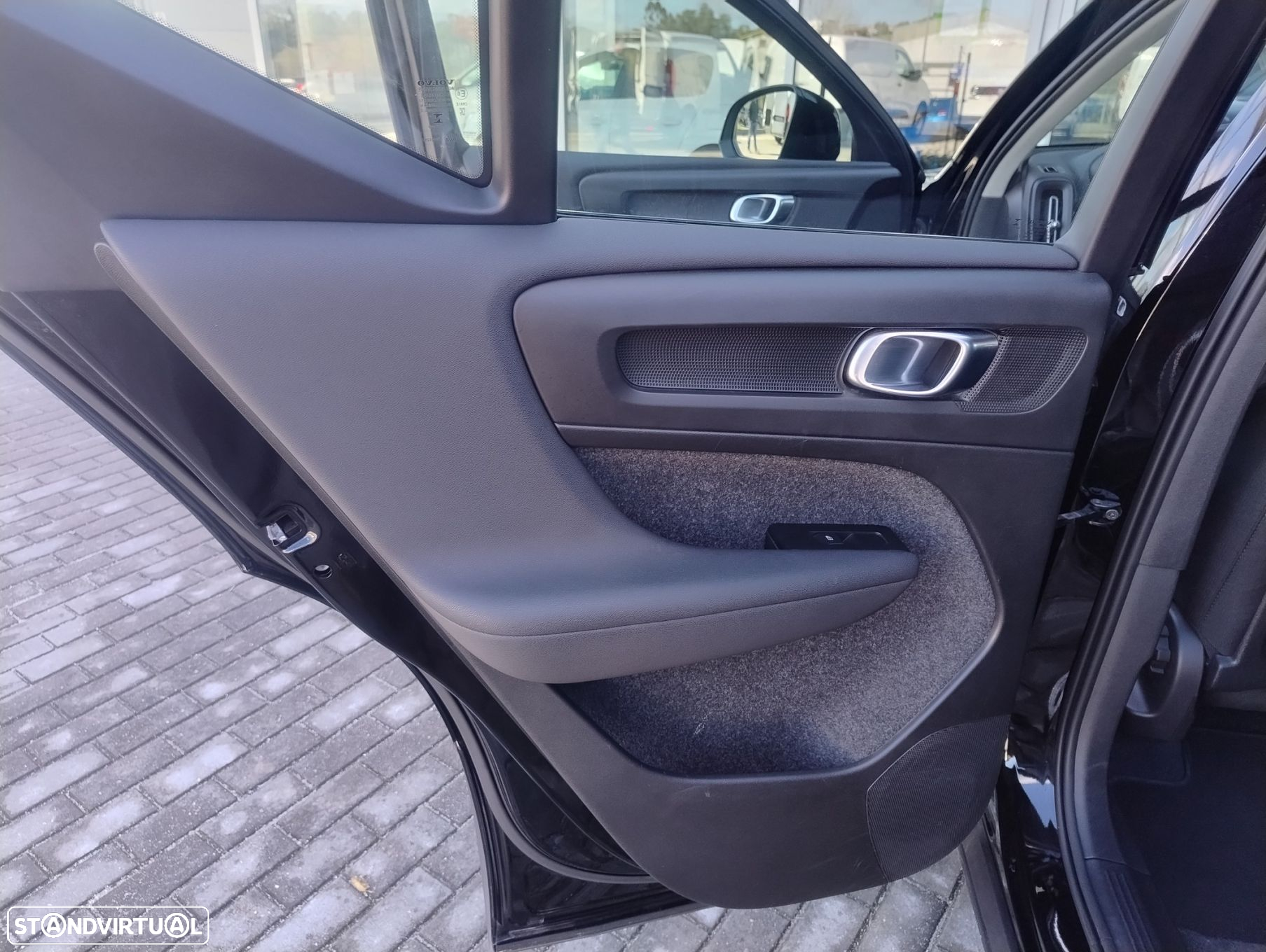 Volvo XC 40 1.5 T2 Momentum - 15