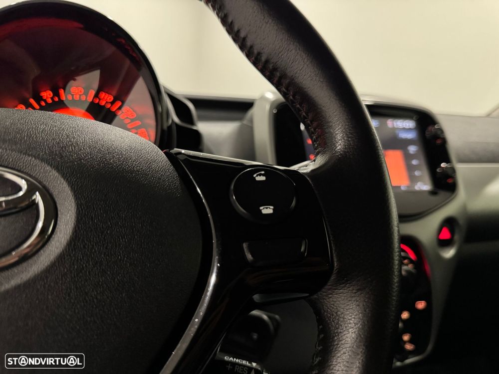Toyota Aygo 1.0 X-Play+AC+X-Touch - 37