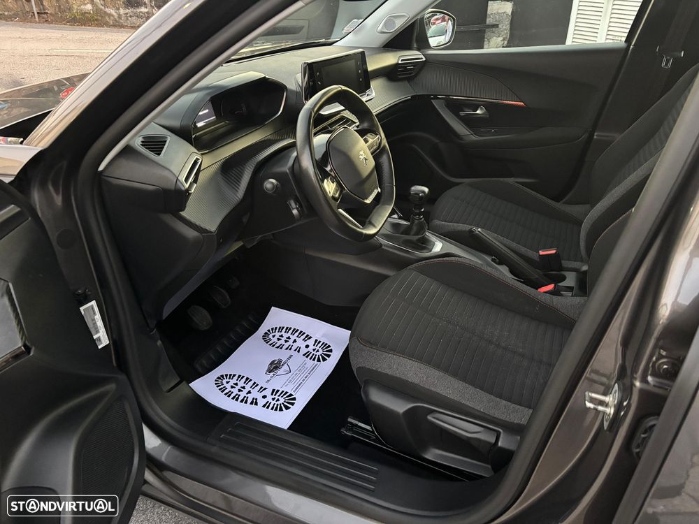 Peugeot 2008 - 16