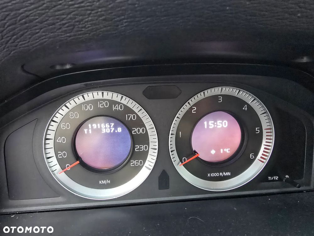 Volvo V60 D3 Geartronic Summum - 9