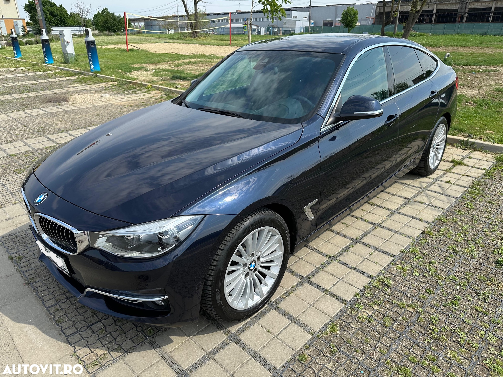 BMW Seria 3 320d xDrive GT Aut. Luxury Line - 8