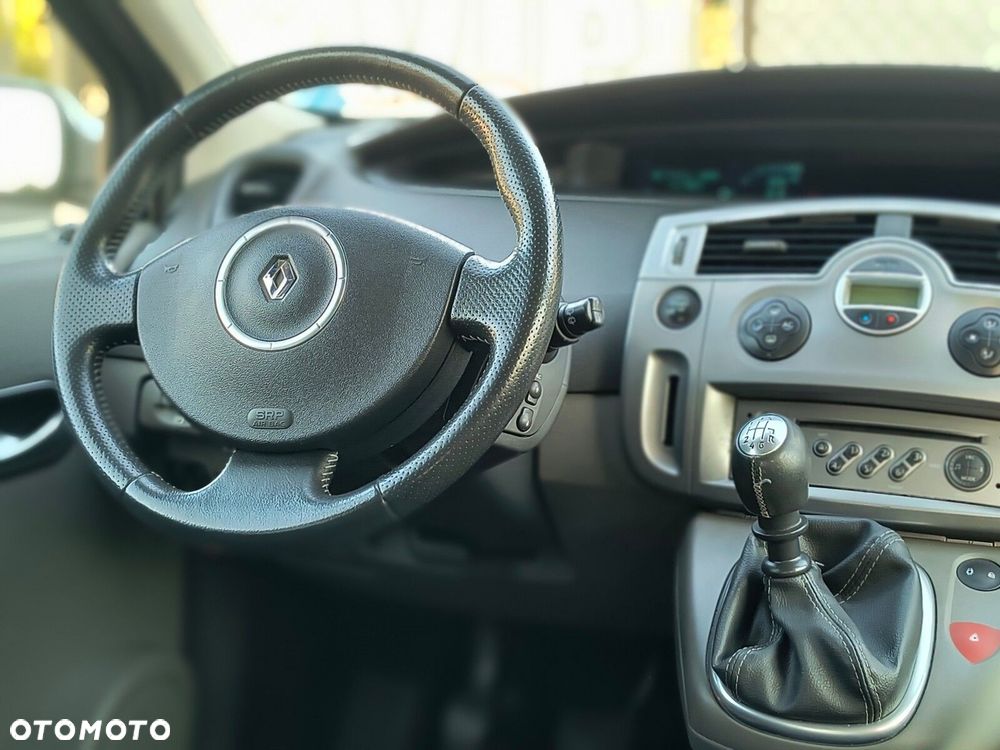 Renault Scenic - 15