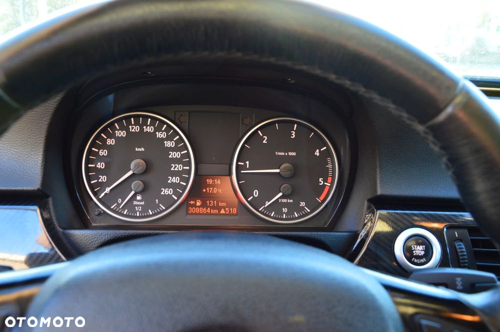 BMW Seria 3 318d - 27