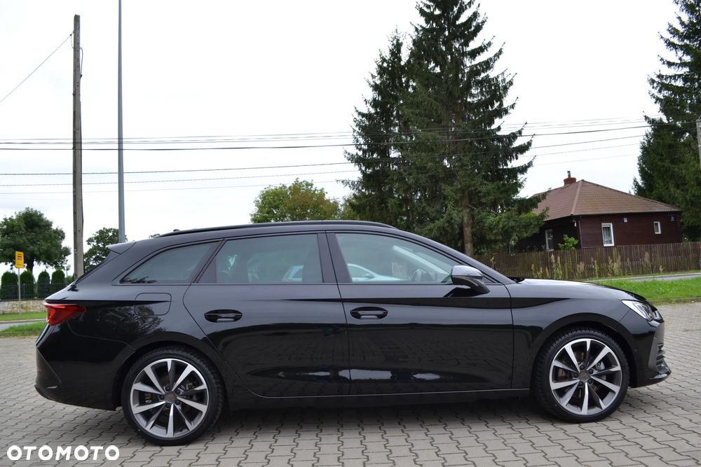 Cupra Leon Sportstourer 1.4 e-Hybrid (180 kW System) VZ CUP - 3