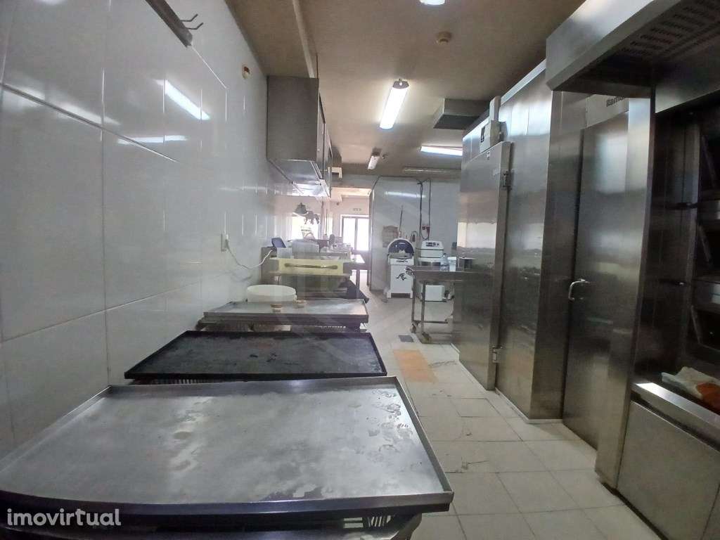 Edifício comercial e residencial no centro pombalino de Vila Real d... - Grande imagem: 3/46