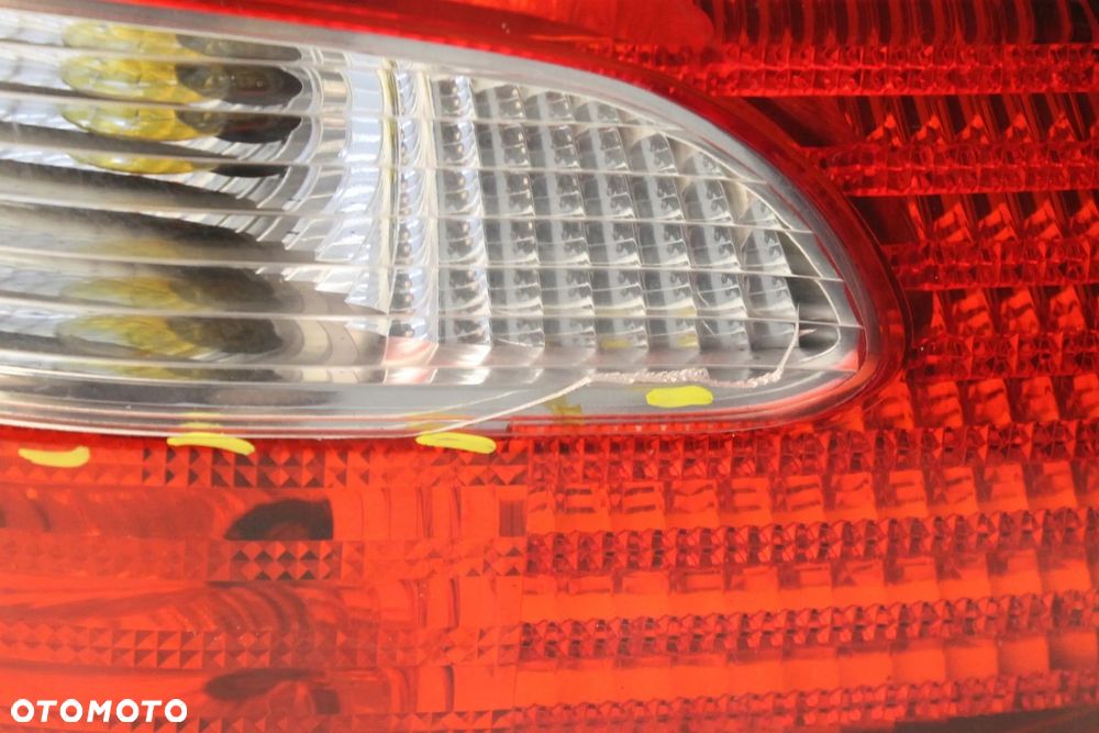 VOLVO C70 I LIFT LAMPA PRAWA TYLNA PRAWY TYŁ - 3