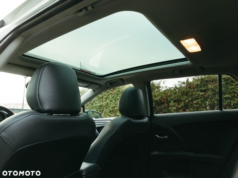 Toyota Avensis 2.0 D-4D Prestige - 15