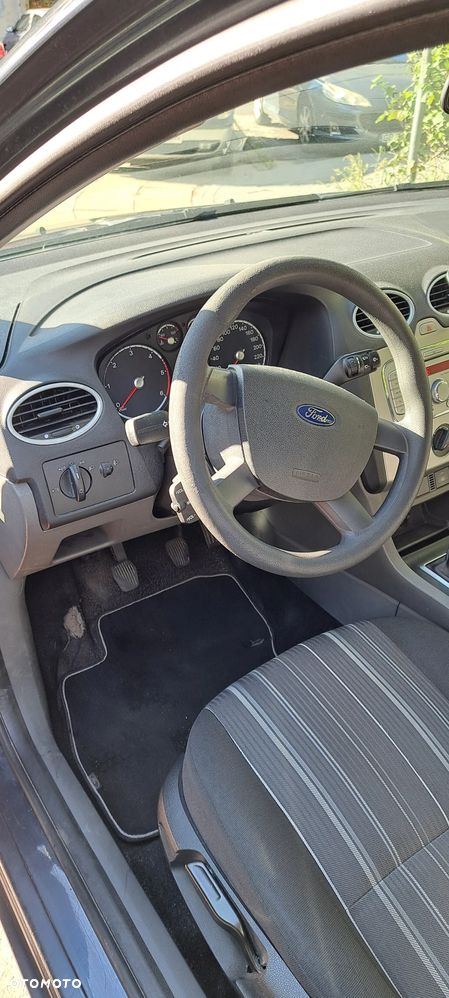 Ford Focus - 9