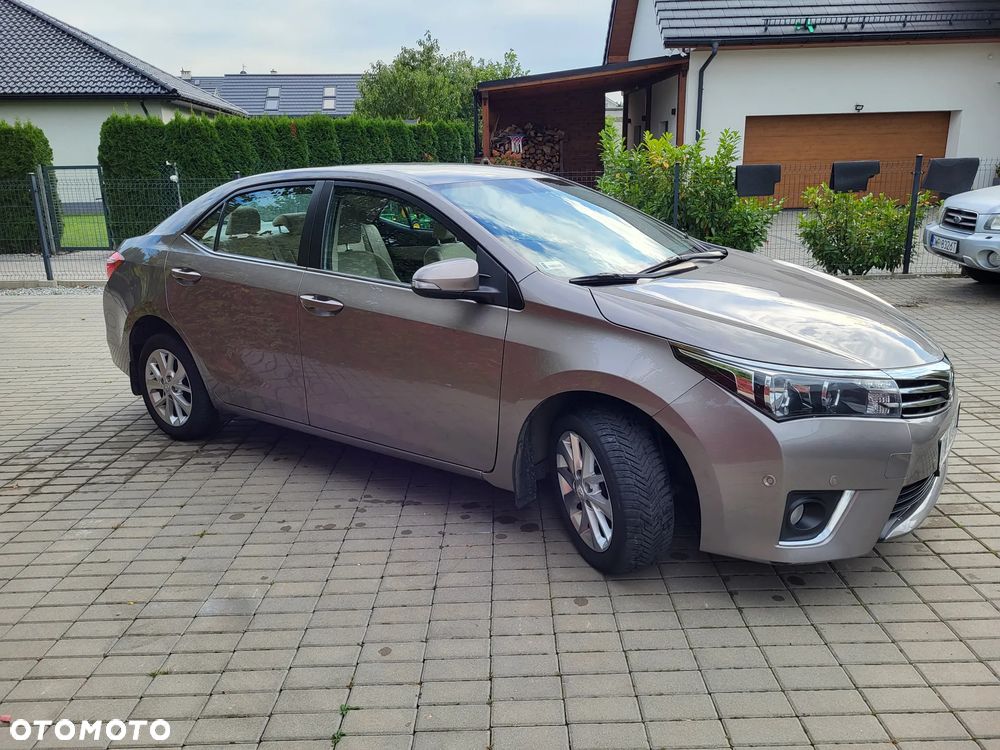 Toyota Corolla 2015 photo 3