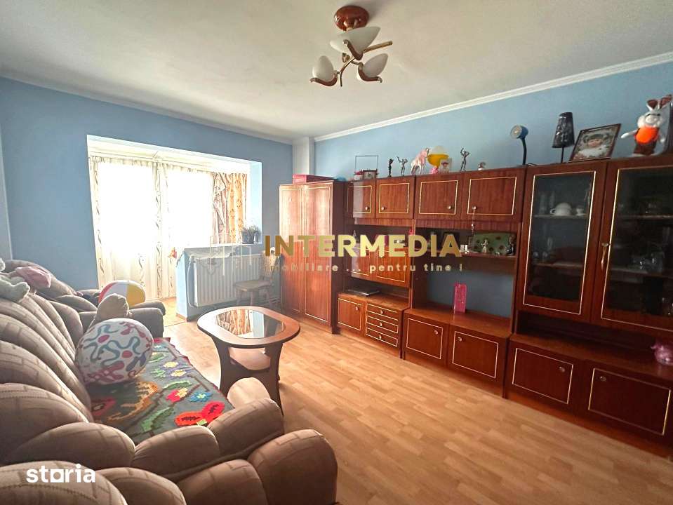 Vanzare Apartament 4 camere Deco CETATE Mercur 2 bai 90 mp cu balcon s — fotografia 2