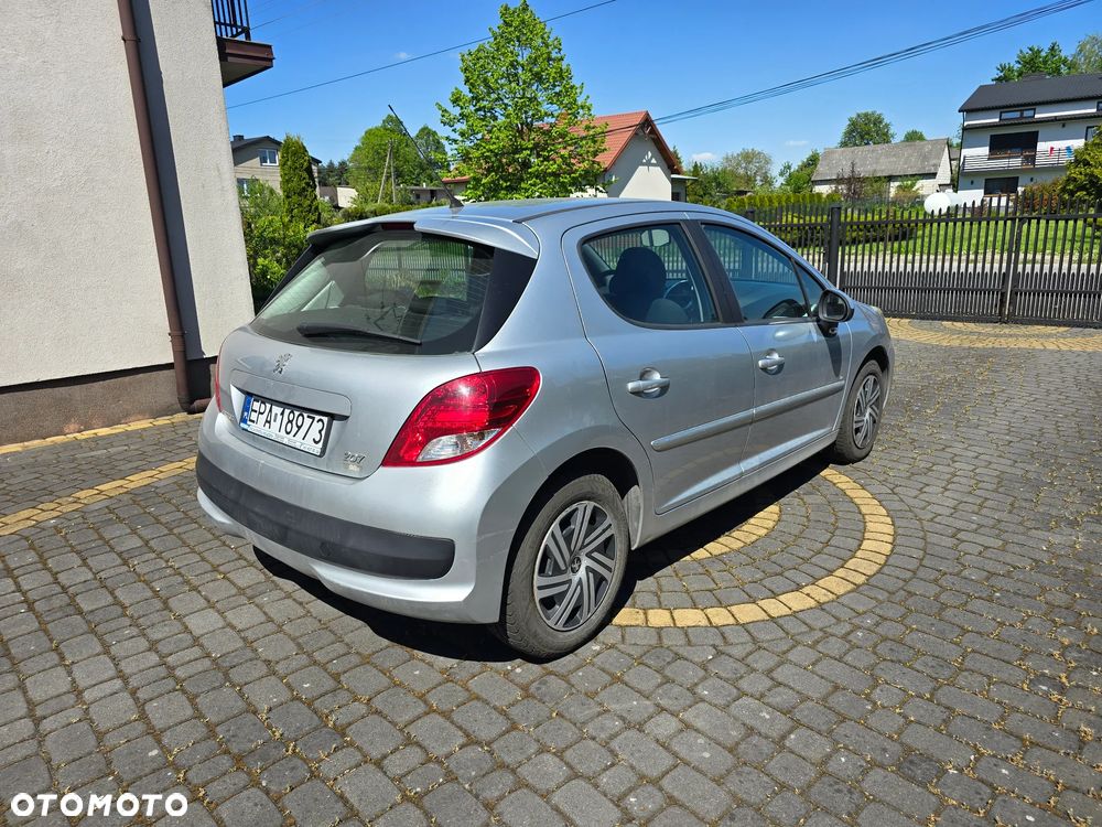 Peugeot 207 1.6 HDi Access 98g - 7