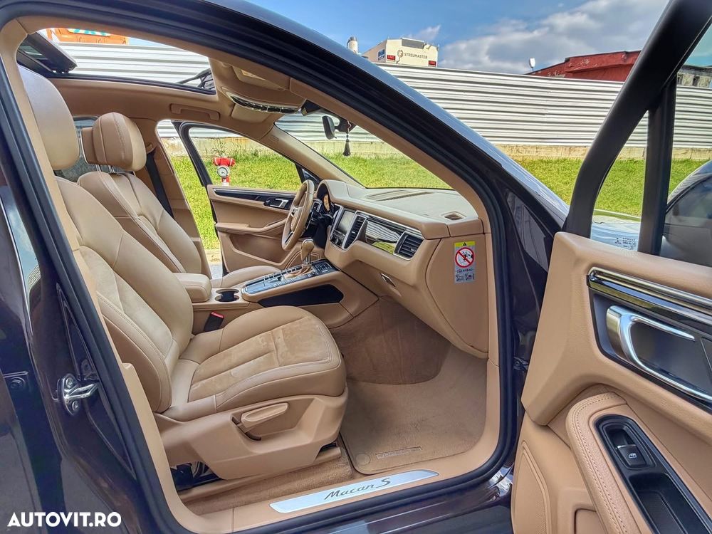 Porsche Macan - 10