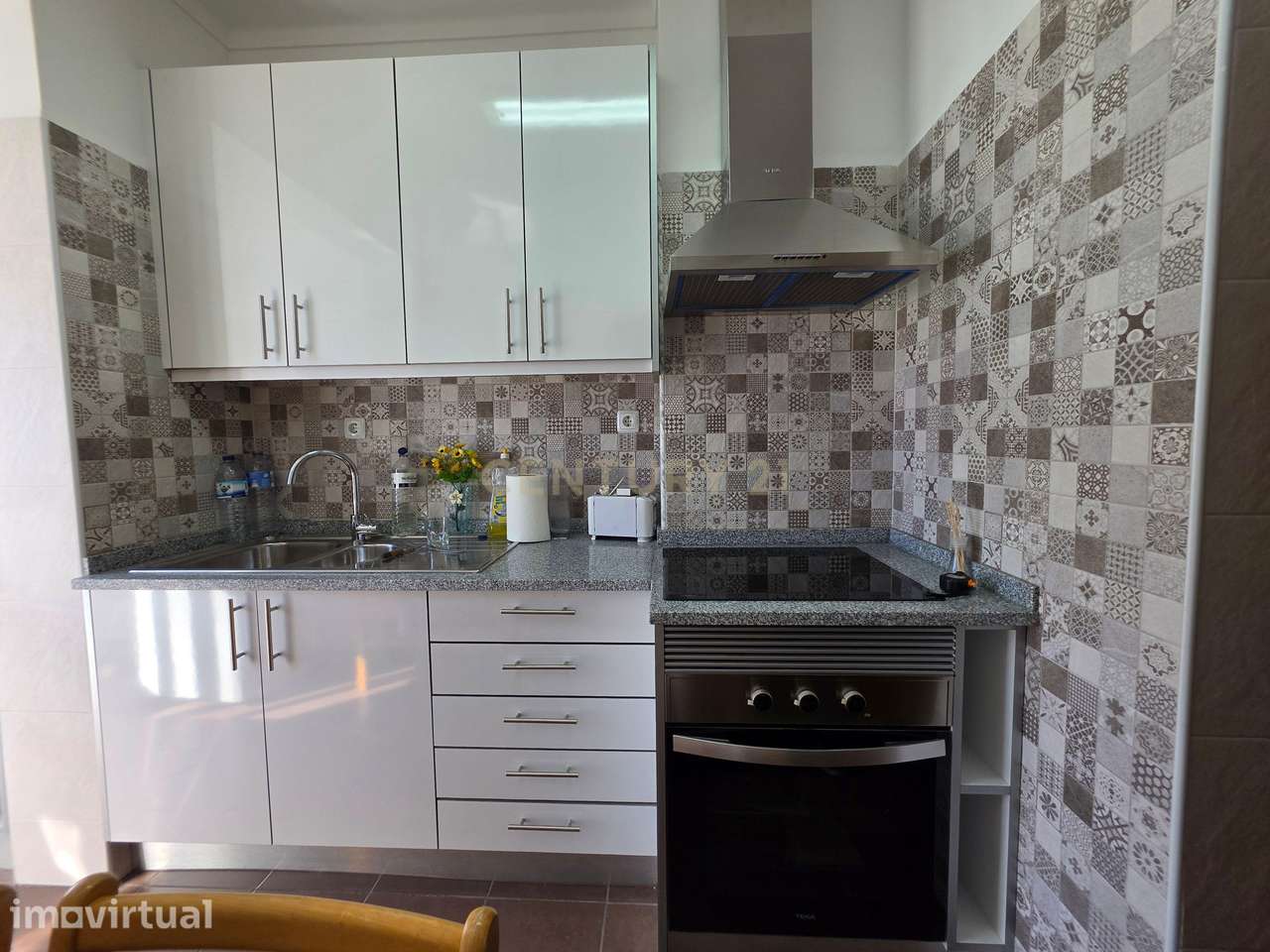 T2  CRUZ QUEBRADA | 71 m² | JUNTO AO JAMOR - Grande imagem: 3/23
