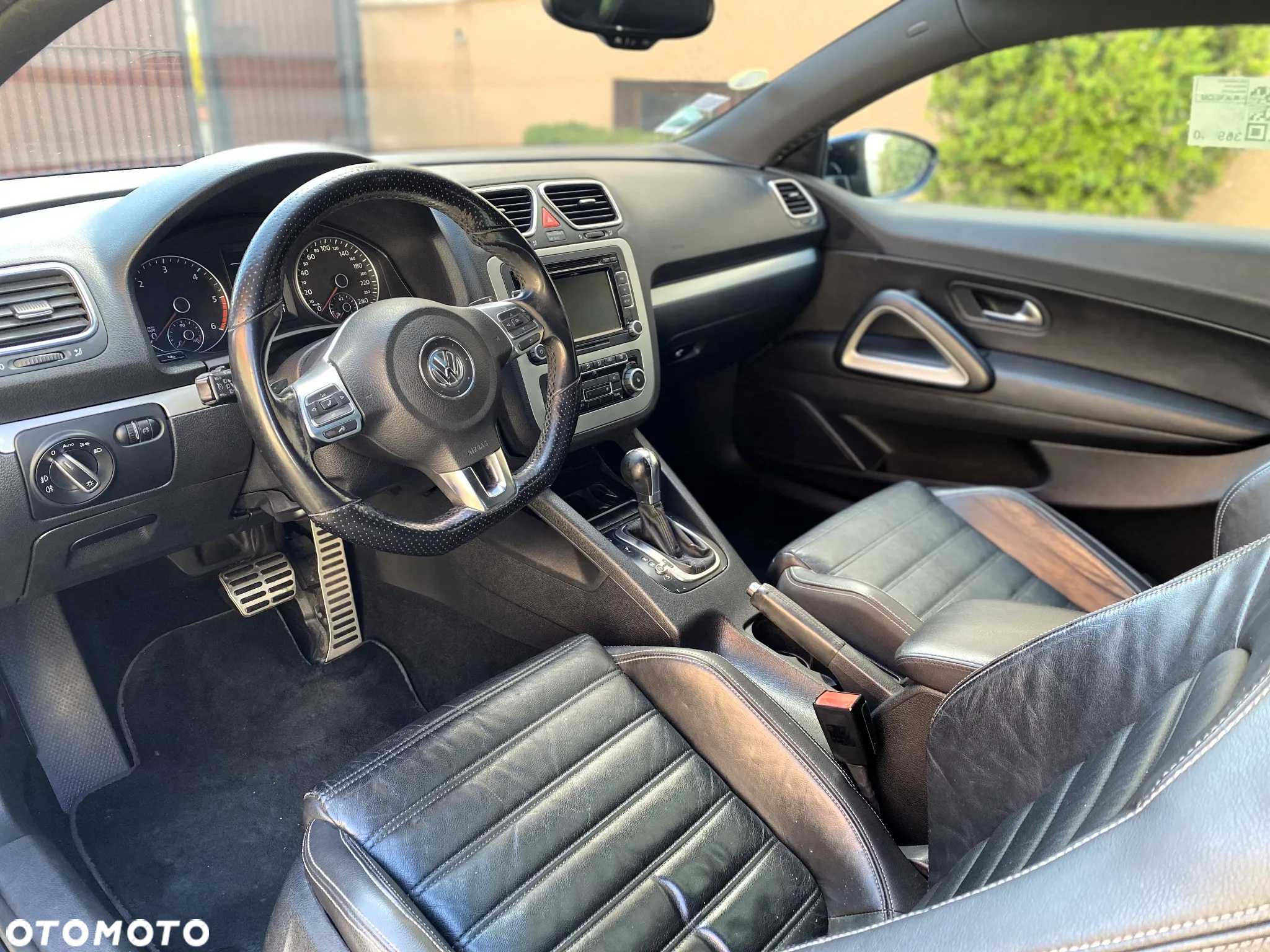 Volkswagen Scirocco 2.0 TDI DSG Edition - 10