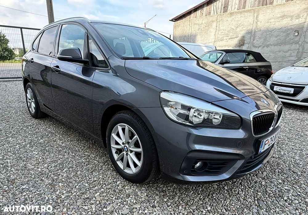 BMW Seria 2 216d - 3