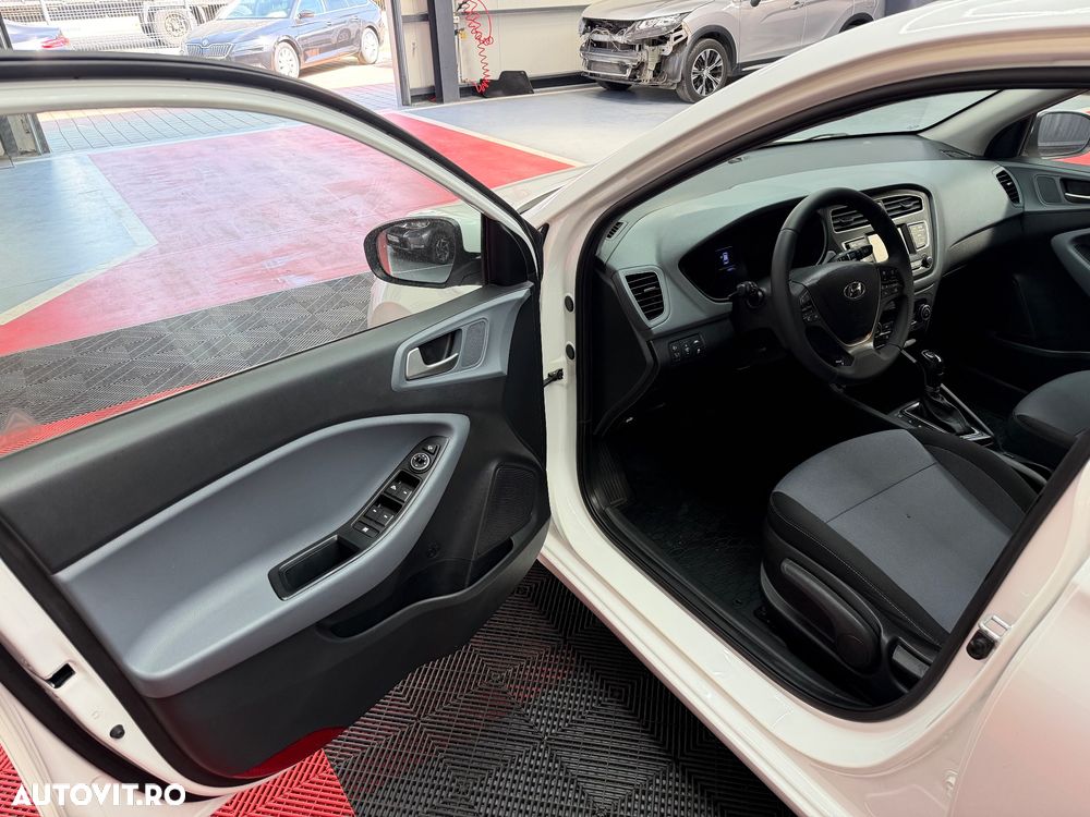 Hyundai i20 1.0 l T-GDi M-Hybrid 100CP 7DCT 5DR Led Line - 9