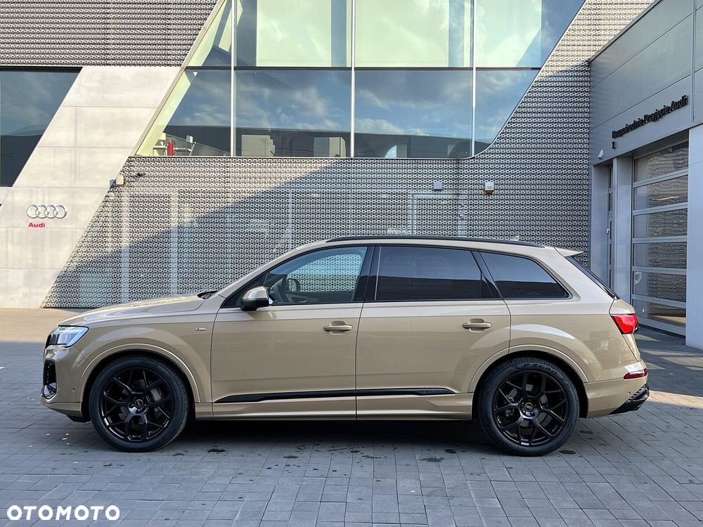 Audi Q7 - 10