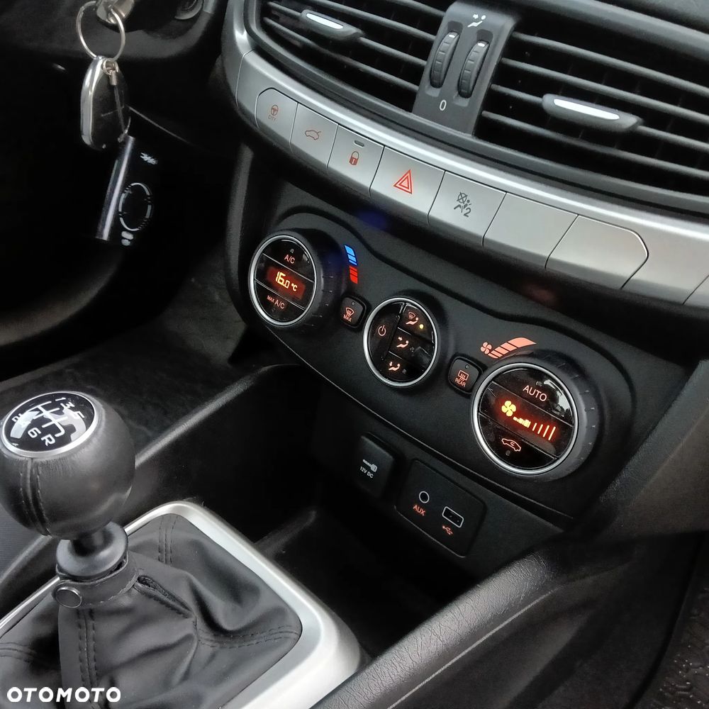 Fiat Tipo 1.4 16V Lounge - 12