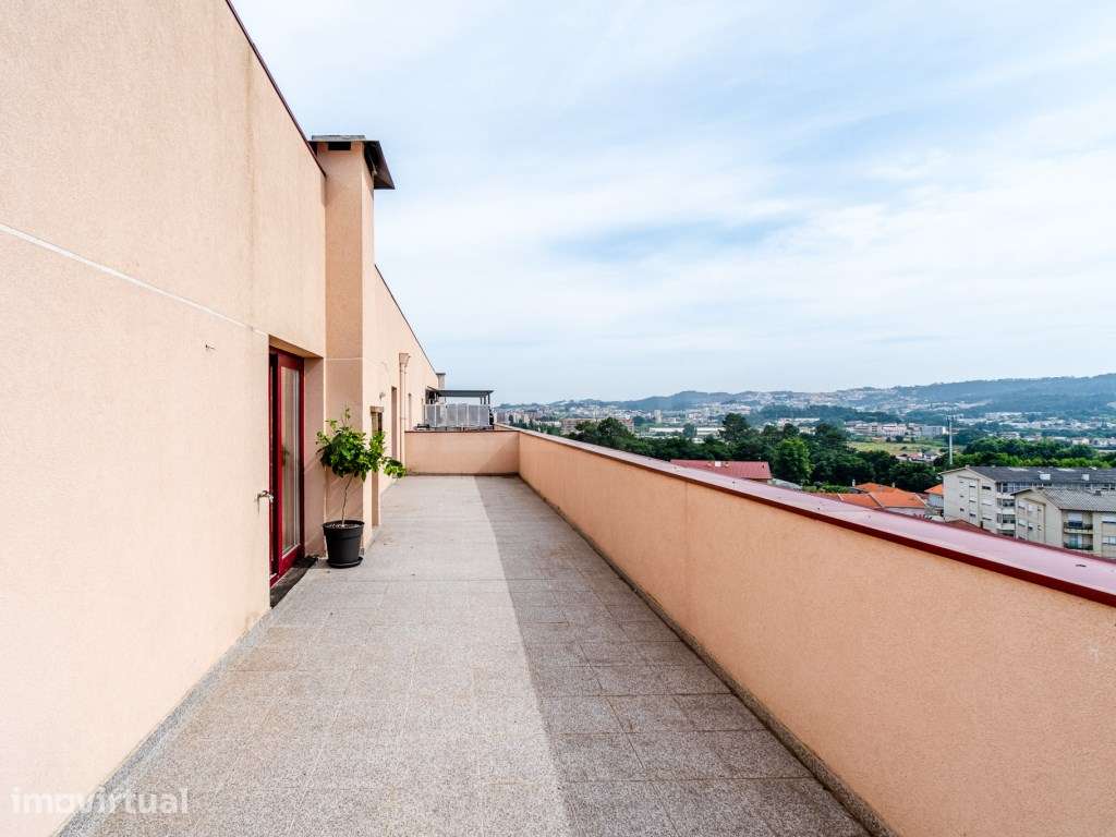 Apartamento T2+1 com terraço - Rio Tinto - Grande imagem: 2/29