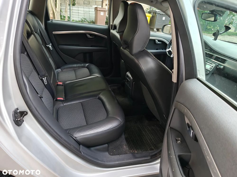 Volvo V70 - 11