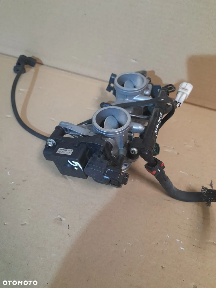 = KAWASAKI ER-6N 2012 WTRYSKI PRZEPUSTNICE - 2