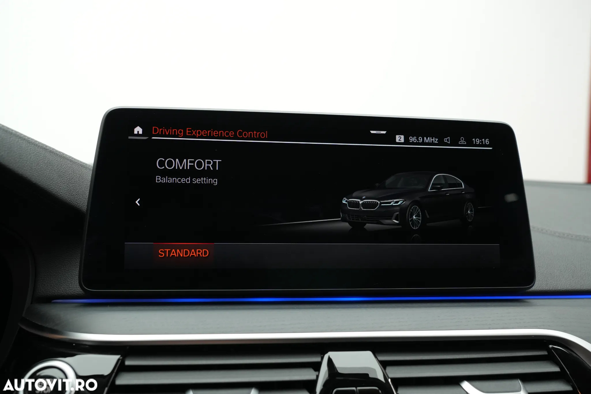 BMW Seria 5 520d Aut. Luxury Line - 20