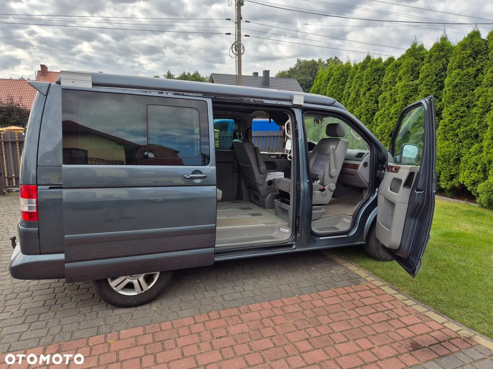 Volkswagen Multivan - 5