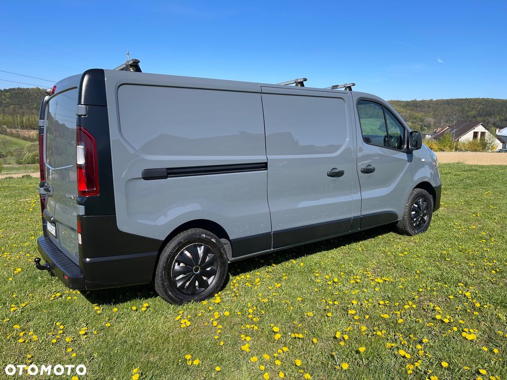 Renault Trafic - 16