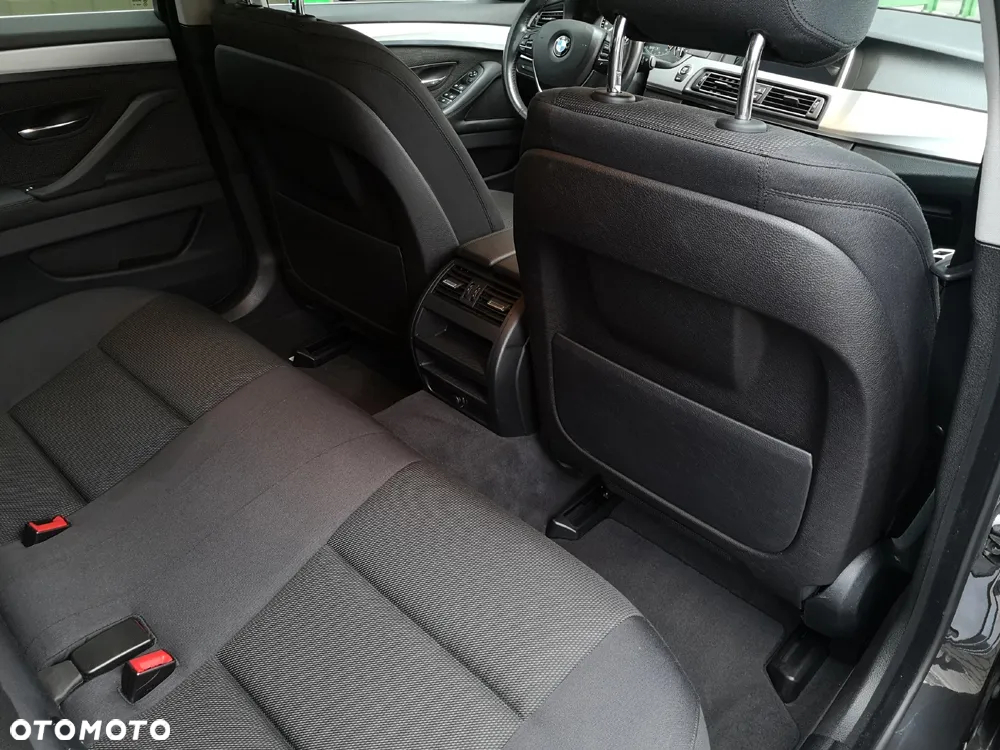 BMW Seria 5 520d Touring Modern Line - 30