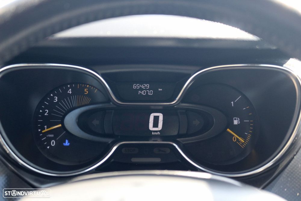 Renault Captur 1.5 dCi Exclusive - 26