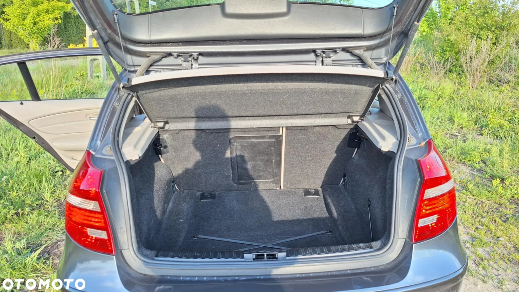 BMW Seria 1 120i - 14