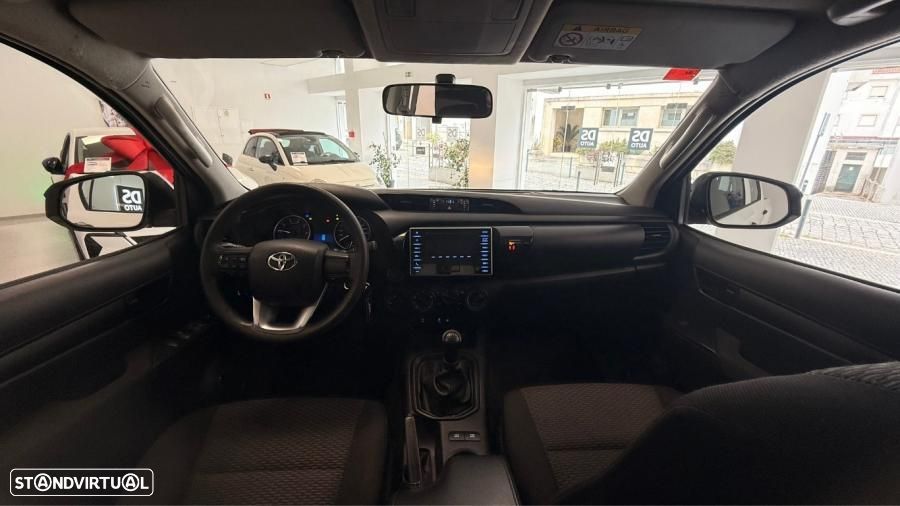 Toyota Hilux 2.4 D-4D 4WD CD Tracker - 12