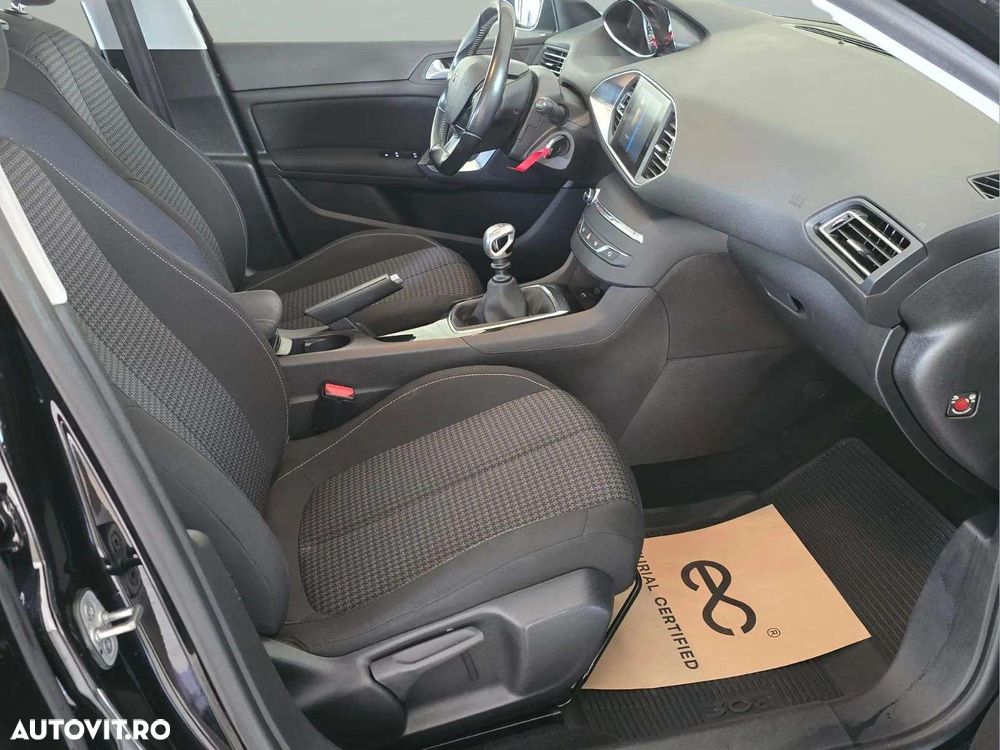 Peugeot 308 1.2 L PureTech Turbo S&S Active - 15