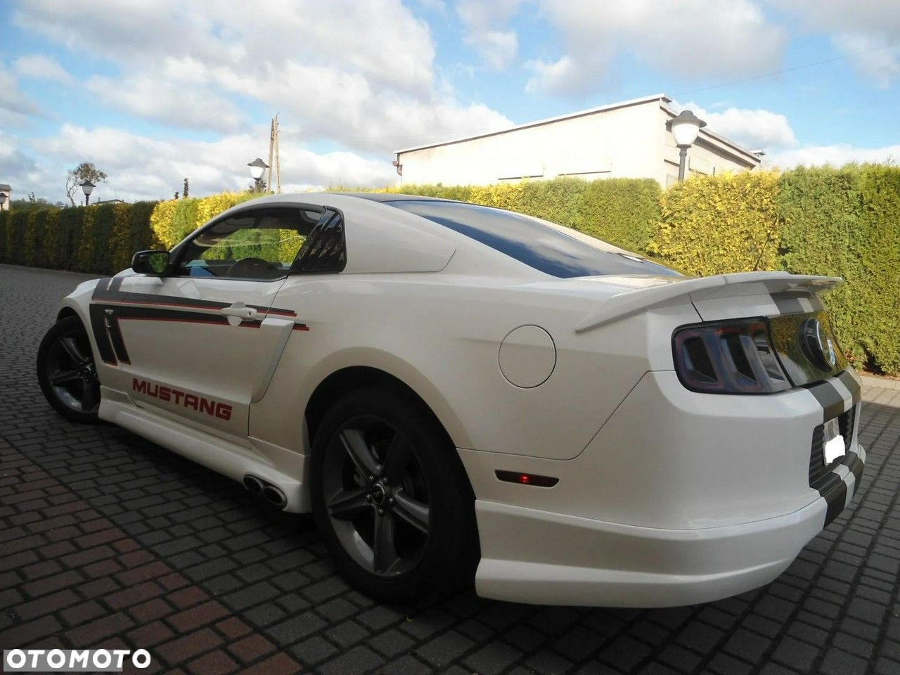 Ford Mustang - 6