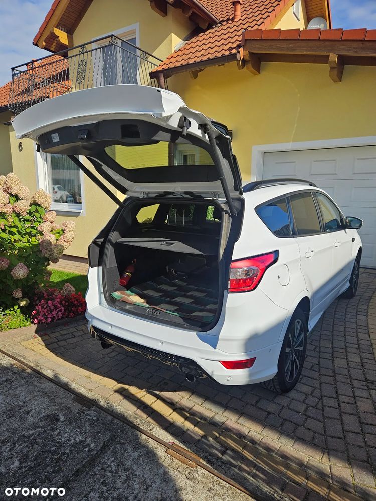 Ford Kuga 1.5 TDCi FWD ST-Line - 6