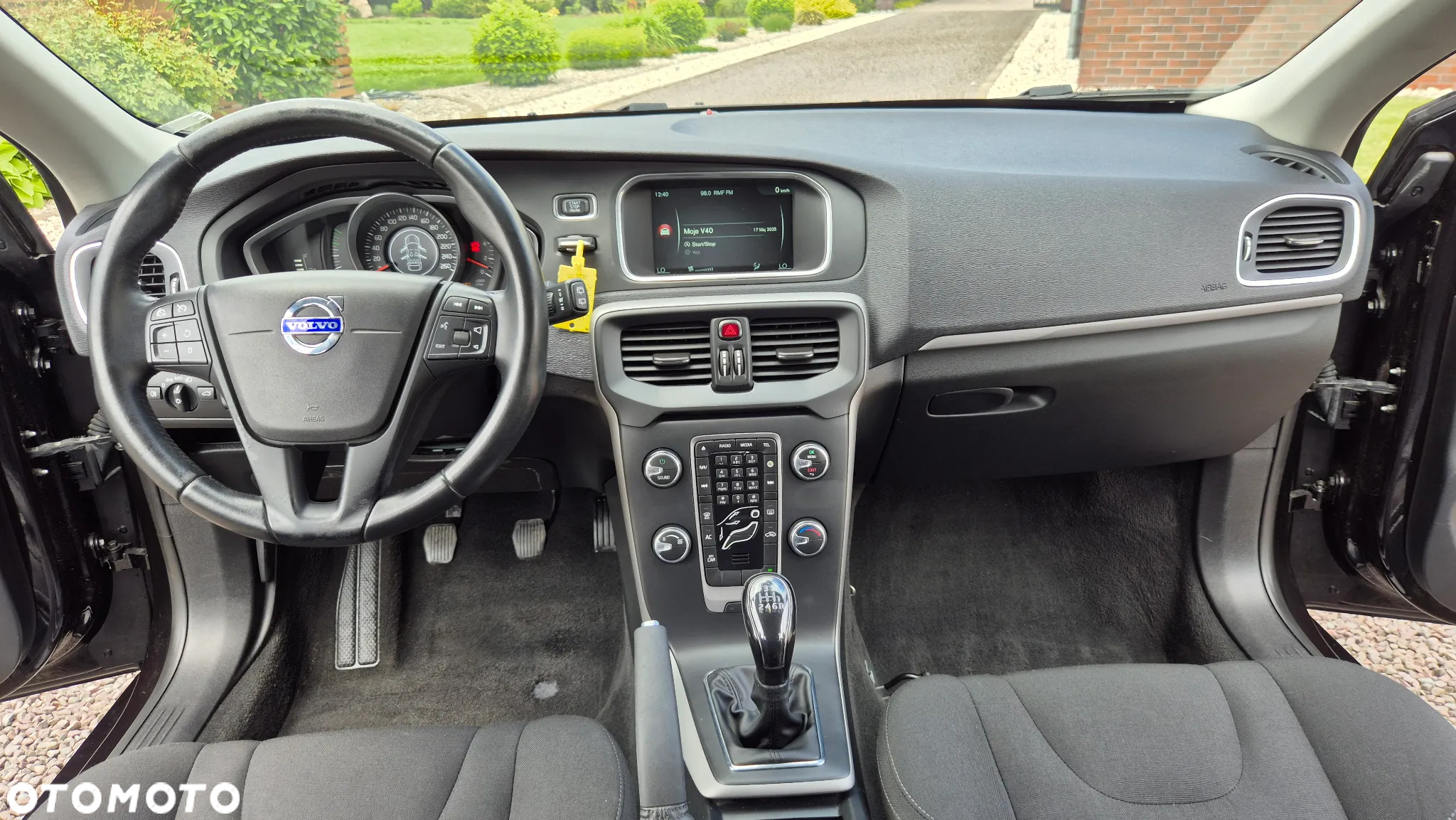 Volvo V40 D2 - 18