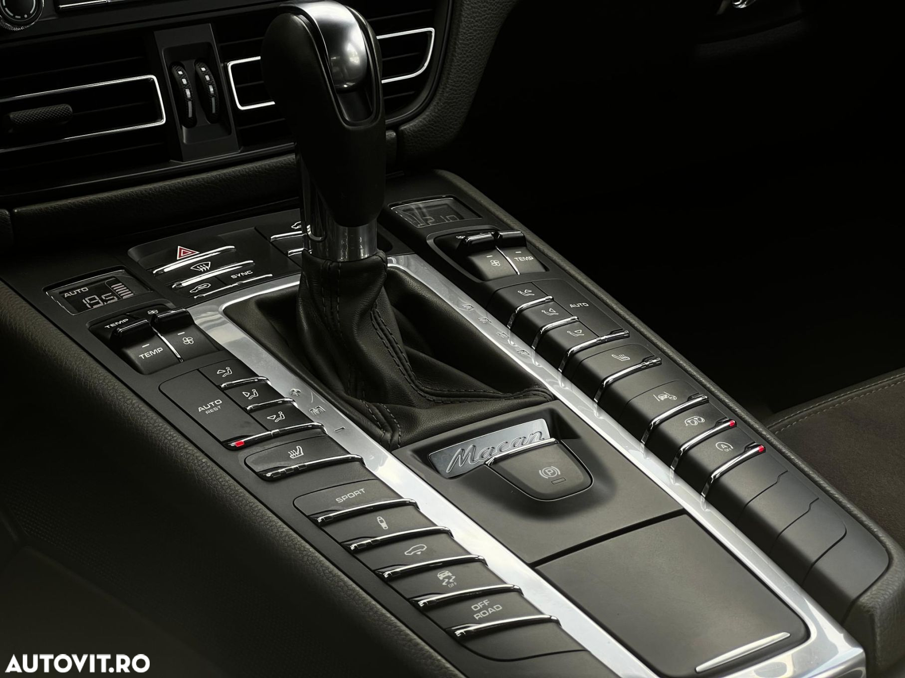 Porsche Macan S - 13